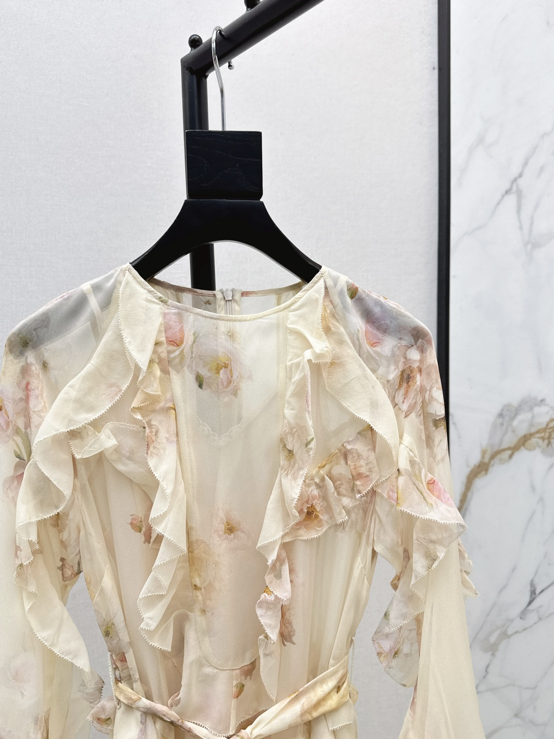 Zimmen-M 25Ss Floral Print Silk Maxi Dress, Elegant Resort Style 6 cmp i1757840348996 8183 0 3