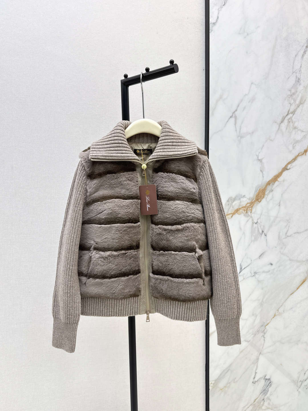 Luxe Damesjas met Gebreide Details en Imitatie Bont - Warm en Stijlvol