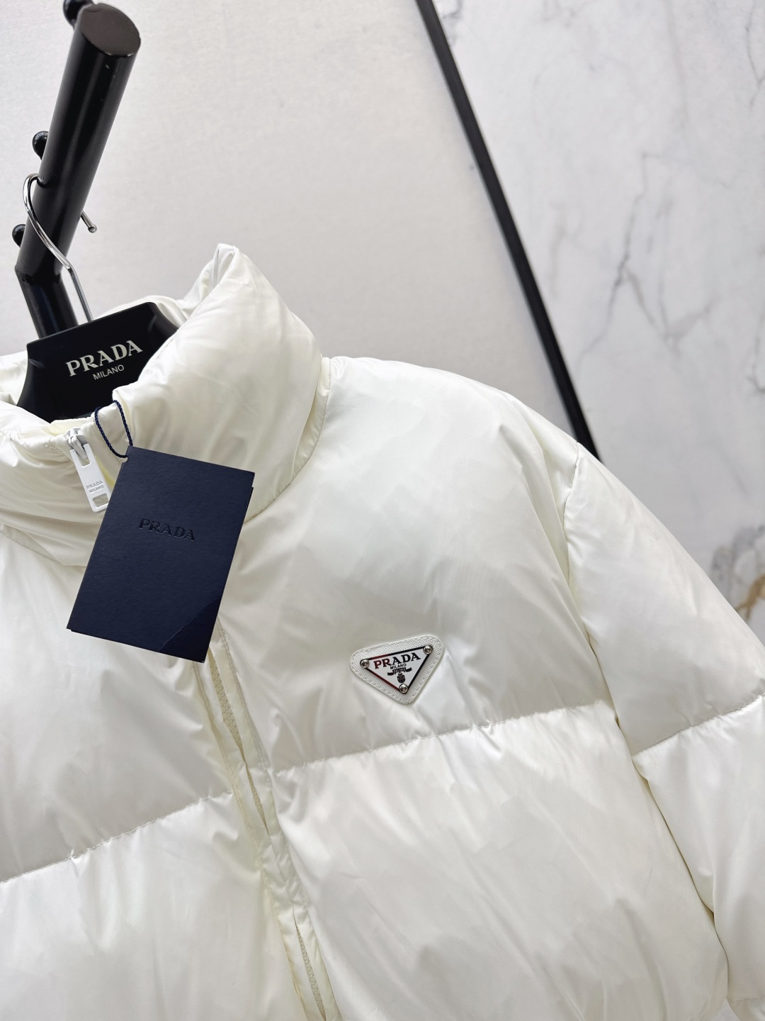 Prada Women's Down Padded Belted Puffer Jacket Street Style Winter Coat 6 cmp i1757850294469 2227 0 4