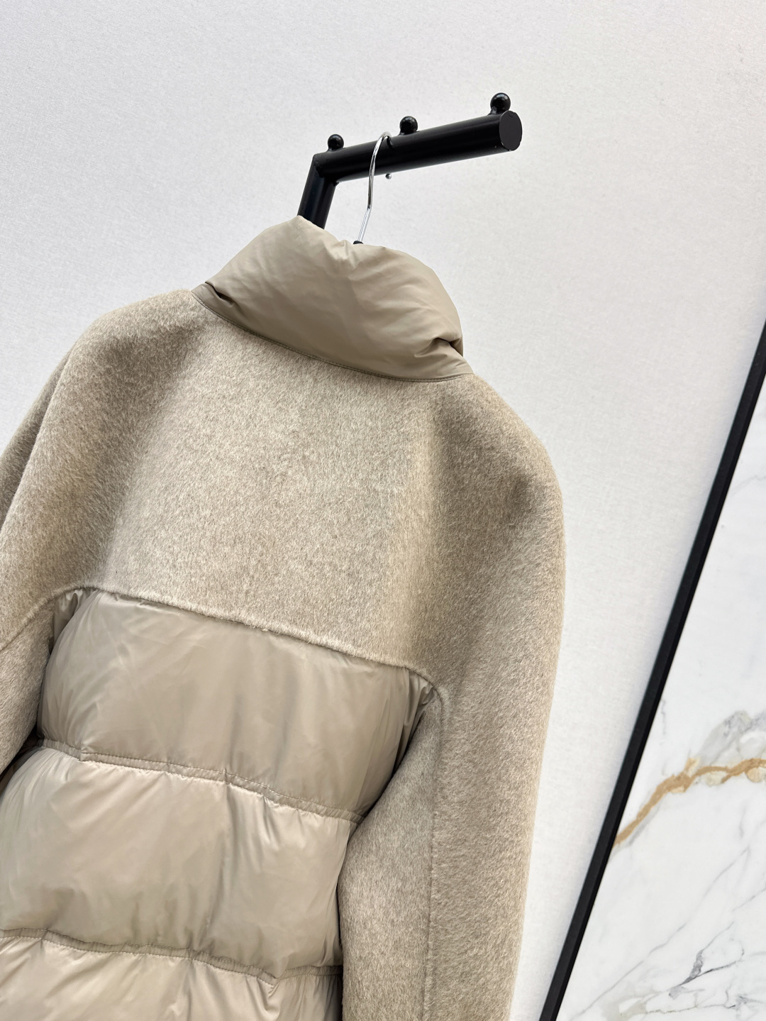 Max Mara Women's Wool Blend Puffer Jacket, Stand Collar, Three Colors 10 cmp i1757937209565 4743 0 8