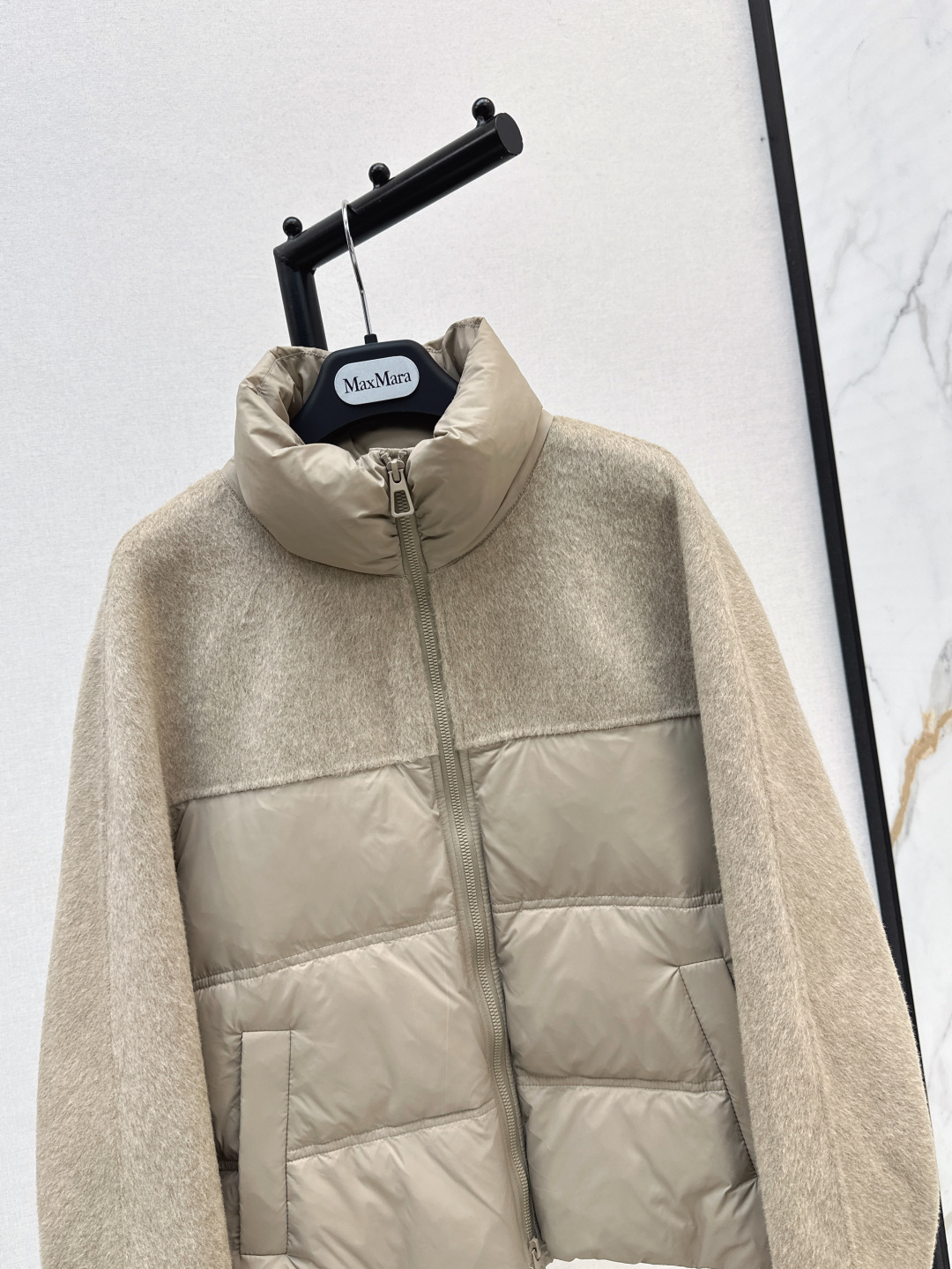 Max Mara Women's Wool Blend Puffer Jacket, Stand Collar, Three Colors 4 cmp i1757937214859 2911 0 2