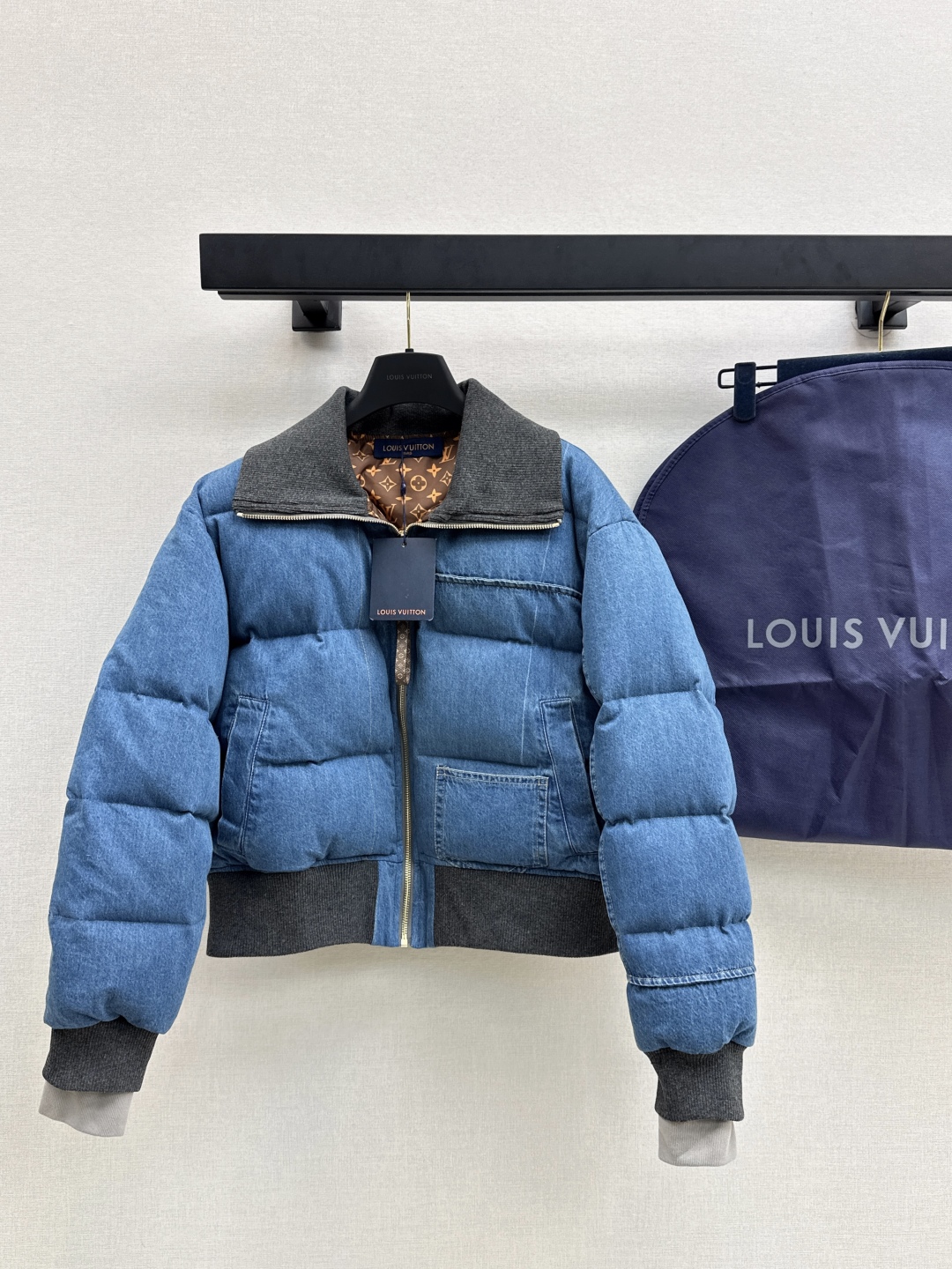 Louis Vuitton Denim Puffer Jacket: Winter Fashion, Warm and Stylish 2 cmp i1757940248377 3891 0 0