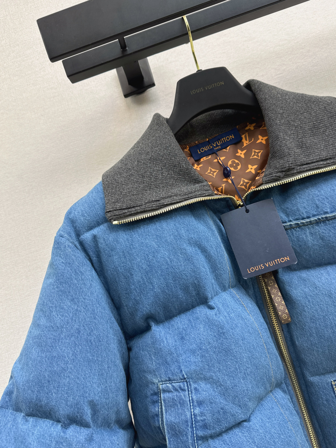 Louis Vuitton Denim Puffer Jacket: Winter Fashion, Warm and Stylish 5 cmp i1757940248380 9502 0 3