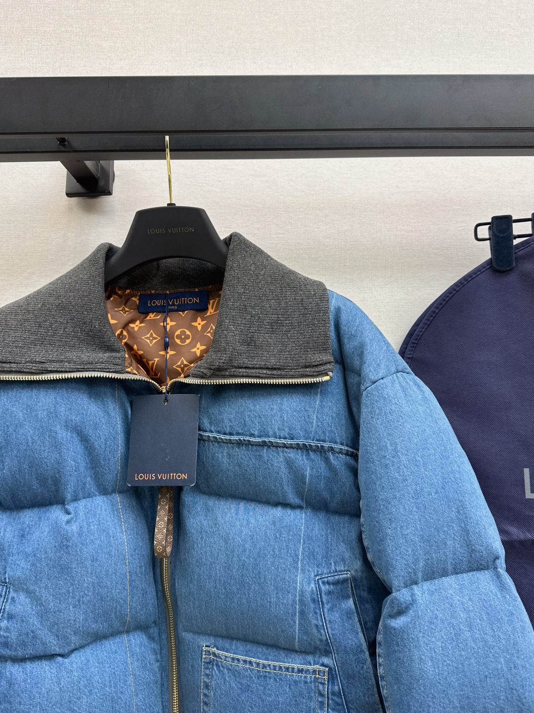 Louis Vuitton Denim Puffer Jacket: Winter Fashion, Warm and Stylish 4 cmp i1757940248388 9280 0 2