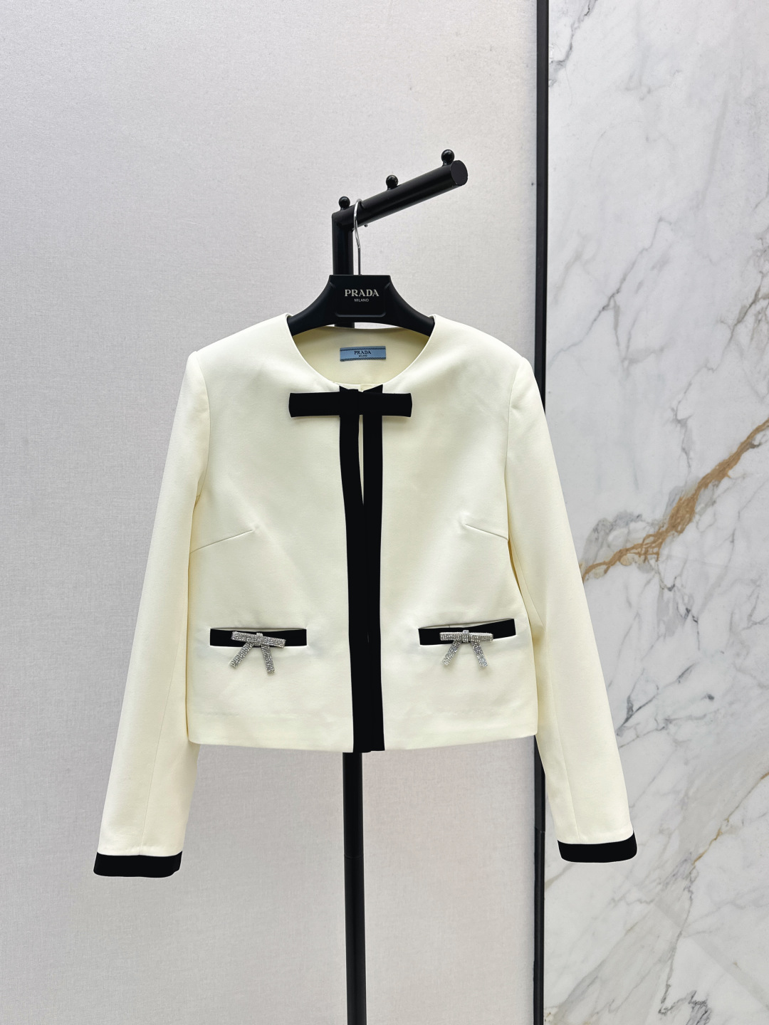 Elegant Bow Decor Cropped Jacket - Classic Style for Women, Available in Two Colors