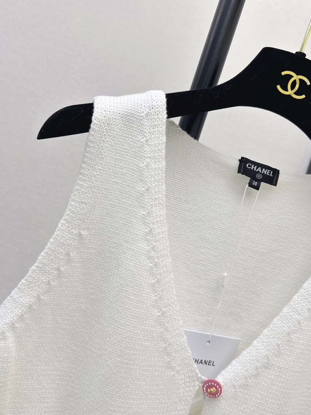 时髦叠穿单品 C家 26Ss————春夏最新款手工亮片口袋装饰Vintage马甲🤍各种叠穿衬衫T恤毛衣都