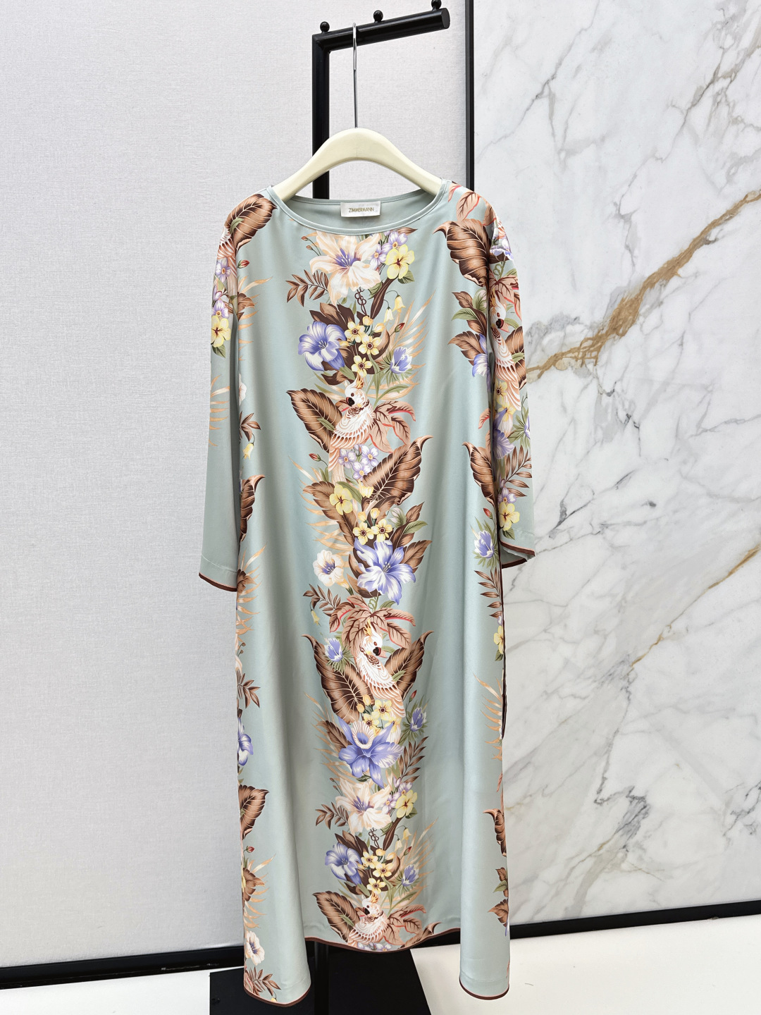 NO:791052,Zim 26Ss————The latest spring and summer vacation series printed silk dress, 100% silk and silky fabric, retro and fashionable, low-key temperament and luxurious and high-end, versatile and easy to match, two colors ready for sale sml,,skirts,real silk,19860909Zim 26Ss————春夏最新款度假系列印花真丝连衣裙百分百真丝丝滑面料 复古时髦 低调气质又奢华高级 版型百搭不挑人 两色现货发售sml,,skirts,real silk,,Women's clothing