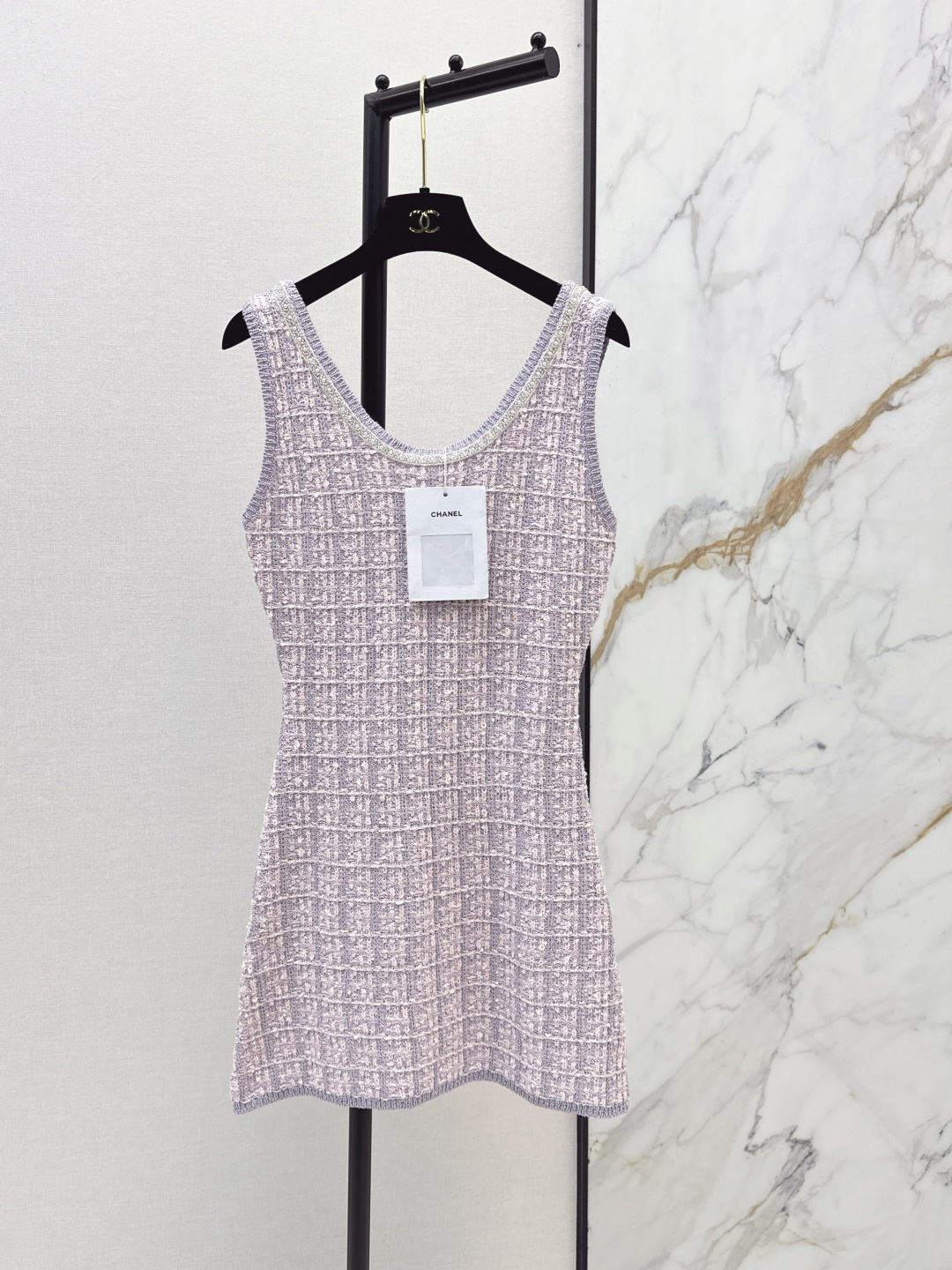 NO:802777,Exclusive model~~C Family 26Ss————The latest and newest knitted dress for spring and summer. It is timeless and you don’t have to worry about matching. It is exquisite when worn alone or layered. The wool yarn is more skin-friendly and slimming to match the look~ Two colors are available in stock, sml, chanel, skirts,19860909独家款～～C家 26Ss————春夏最新款最新款针织连衣裙 一件不过时不愁搭配烦恼 ～单穿或者叠穿都很精致 羊毛纱线更亲肤 显瘦搭配Look～ 两色现货发售sml,,chanel,skirts,,Women's clothing