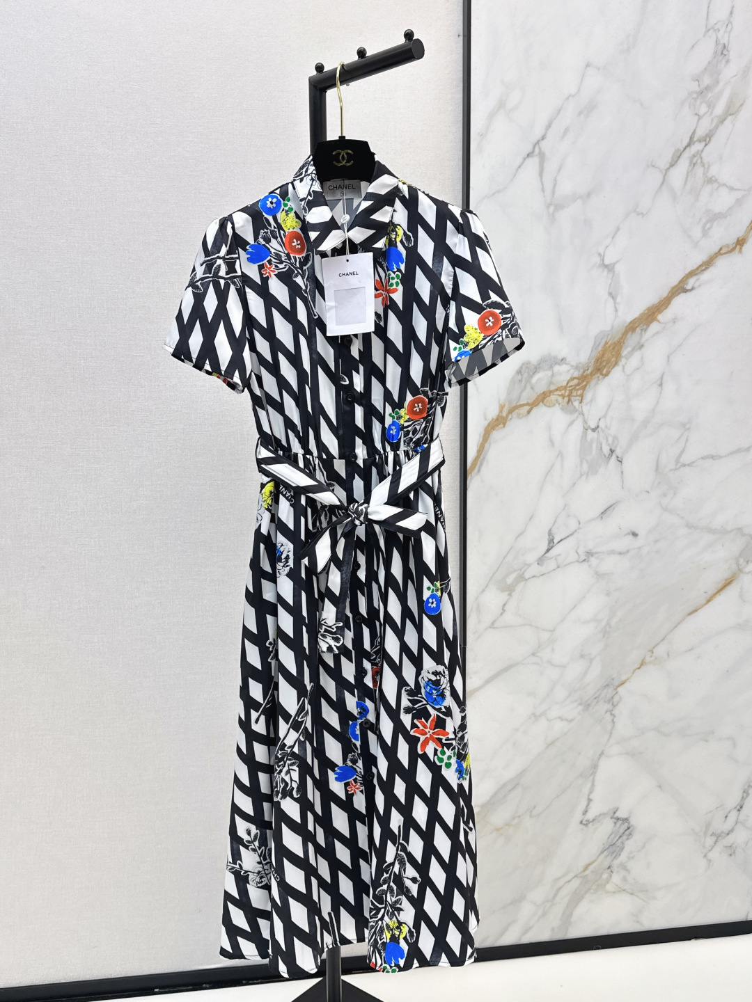 NO:840640,C Home 26Ss————The latest spring and summer printed long dress with a classic design. The upper body is exquisite and capable, so it can be matched easily!  Customized imported fabrics are crisp and stylish, full of high-end feel. Available in stock in one color, sml, chanel, skirts,19860909C家 26Ss————春夏最新款印花长款连衣裙经典款设计 上身精致又干练得体搭配起来随心应手！定制的进口面料挺括有型 满满的高级感 一色现货发售sml,,chanel,skirts,,Women's clothing