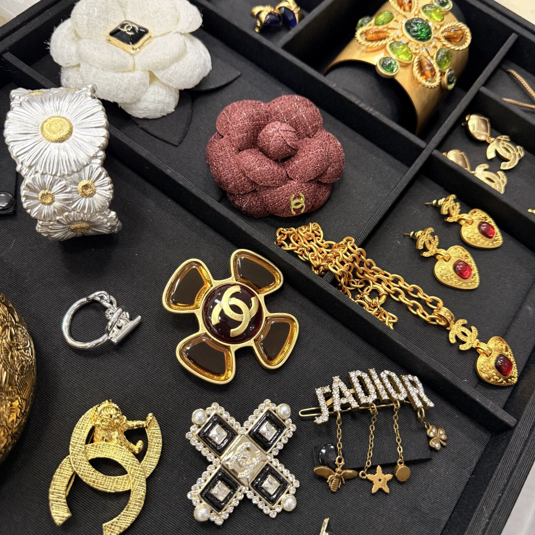 NO:647655,Medieval details, high-end Cadia jewelry19860909中古细节,,卡迪亚高端饰品,Jewelry