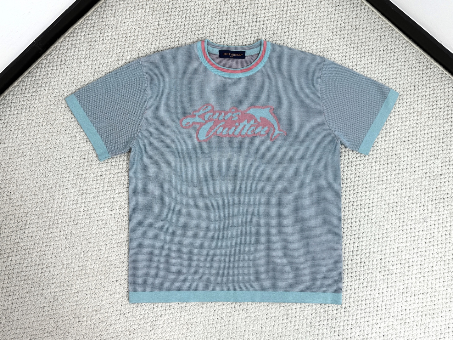 Louis Vuitton Jersey T-Shirt | Dolphin Logo, Blue/Pink Trim, Casual Style 1 cmp i1750930283731 8766 0 0