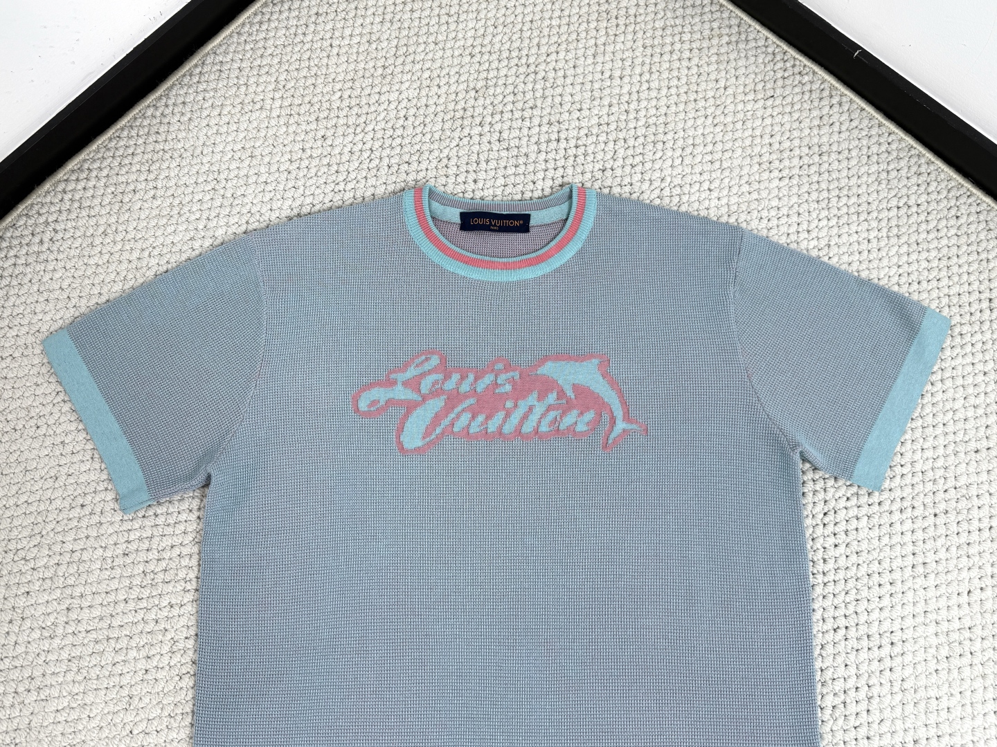 Louis Vuitton Jersey T-Shirt | Dolphin Logo, Blue/Pink Trim, Casual Style 4 cmp i1750930283733 3121 0 1