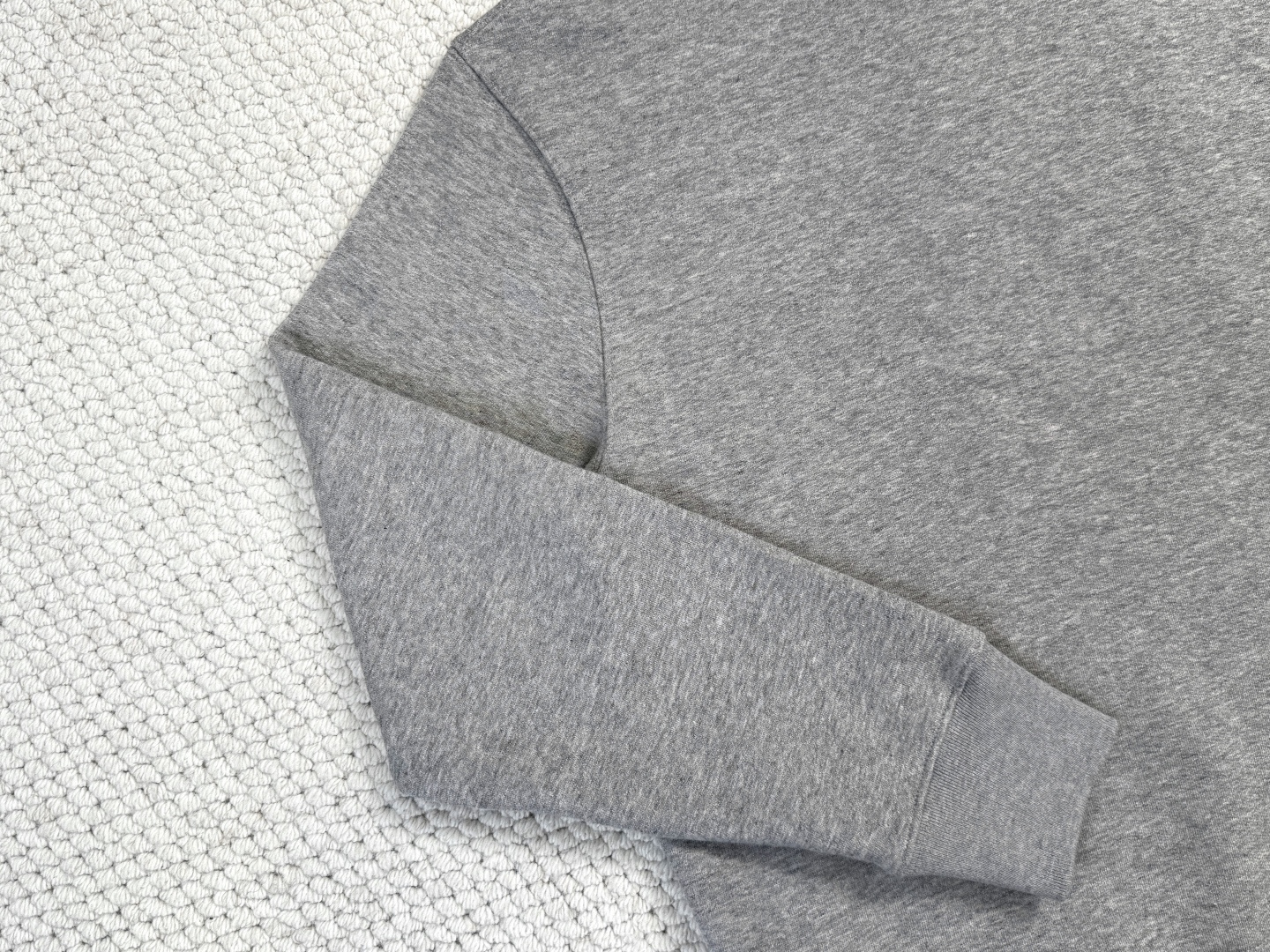 迪奥、Dior/标志连帽运动衫面料：26支双纱面+10S毛绒底复合结构 / 380G罗纹：21支470g