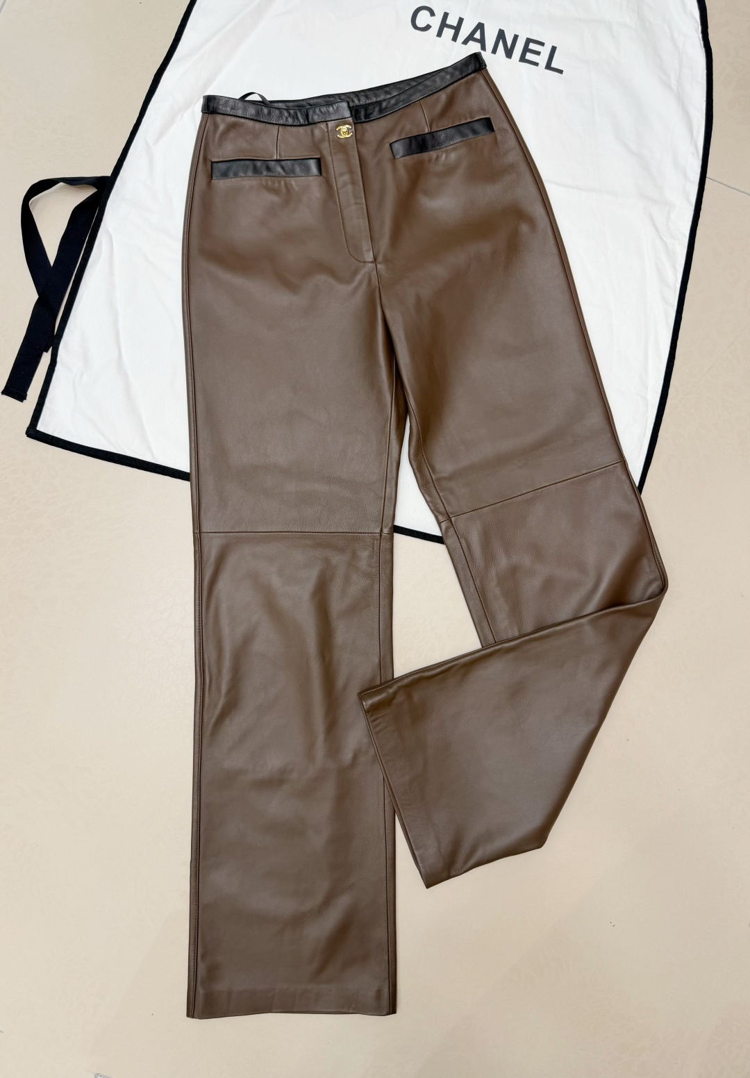 NO:945606,26S lambskin trousers details!  SML,Chanel-clothing,chanel,sheepskin,1986090926S 小羊皮长裤 细节图！SML,香奈儿-服装,chanel,sheepskin,,Women's clothing