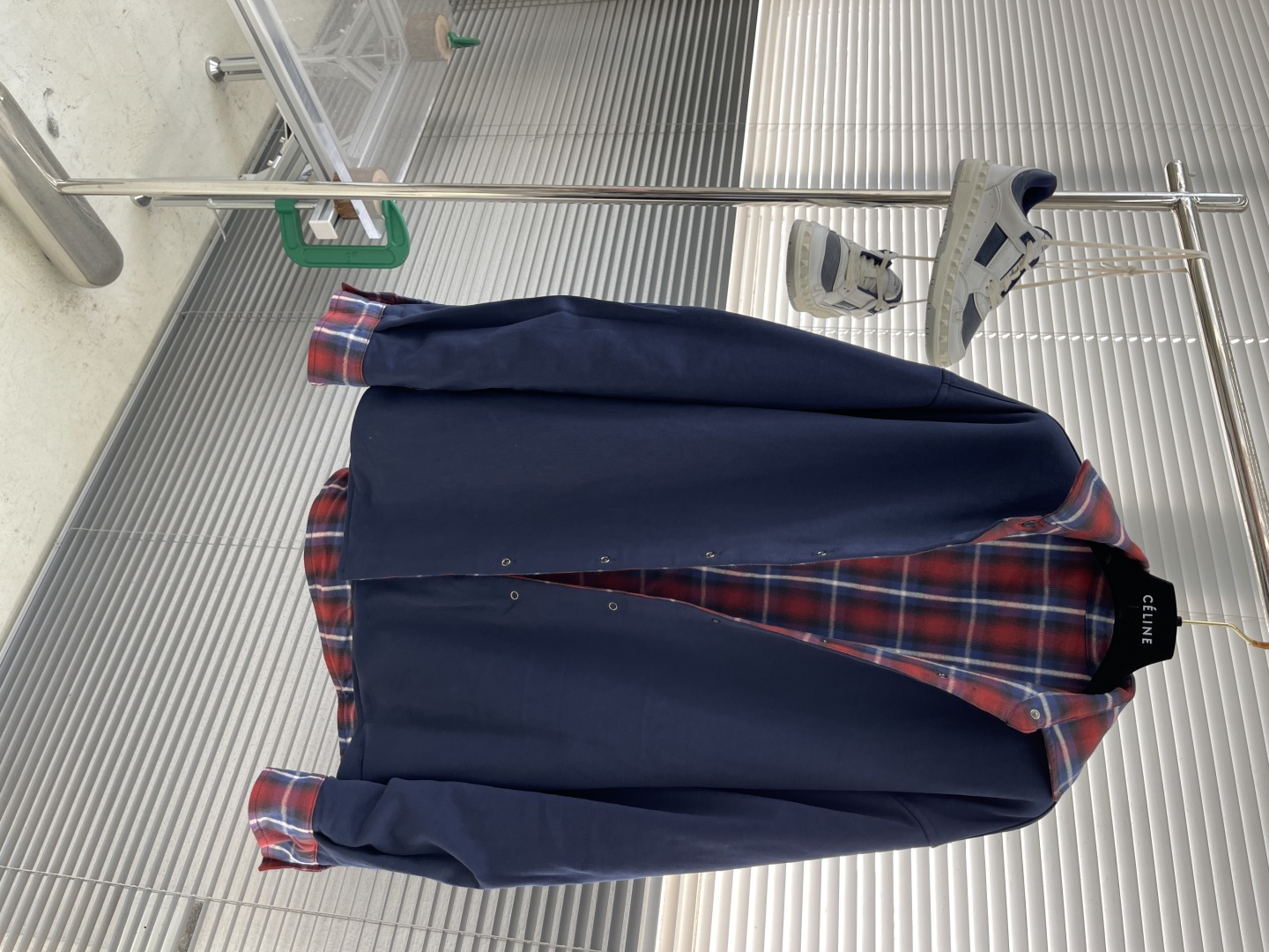 Balenciaga Reversible Plaid Shirt Jacket with Soft Cotton and Stylish Design 1 cmp i1736412277320 4337 0 8