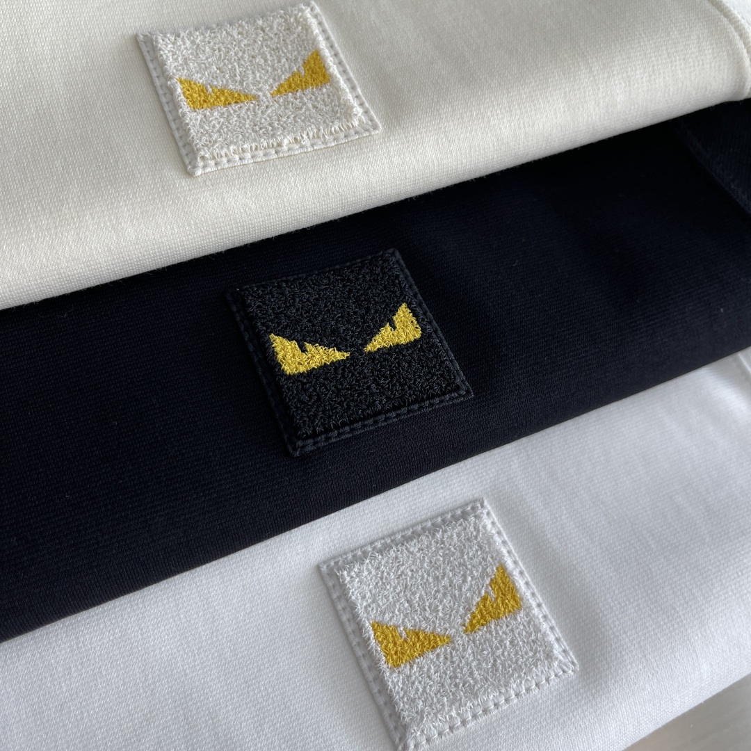 

-FEND 2025春夏短袖系列

尺码   m-5xL
版型：微阔版型
克重：260克重
成份： 