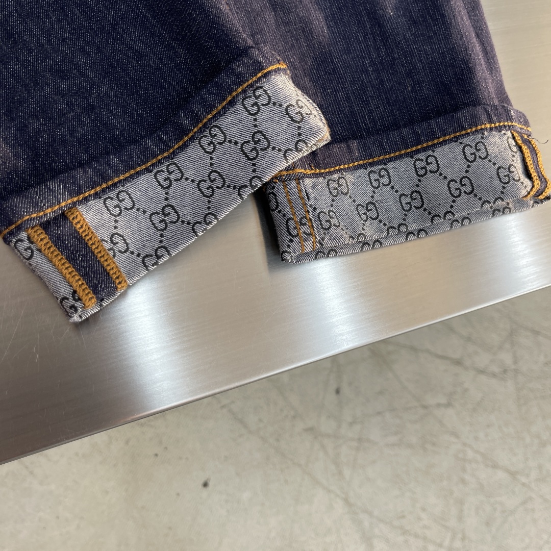 Gucci Men's 2025 Spring/Summer Dark Blue Denim Jeans with GG Pattern 7 cmp i1736845144748 8303 0 4