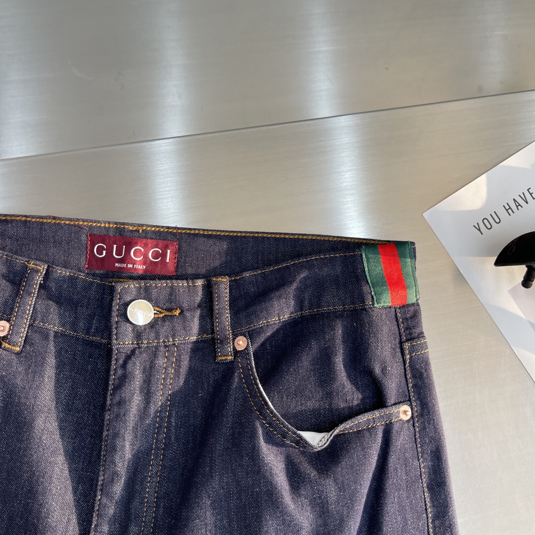 Gucci Men's 2025 Spring/Summer Dark Blue Denim Jeans with GG Pattern 4 cmp i1736845144785 3555 0 1