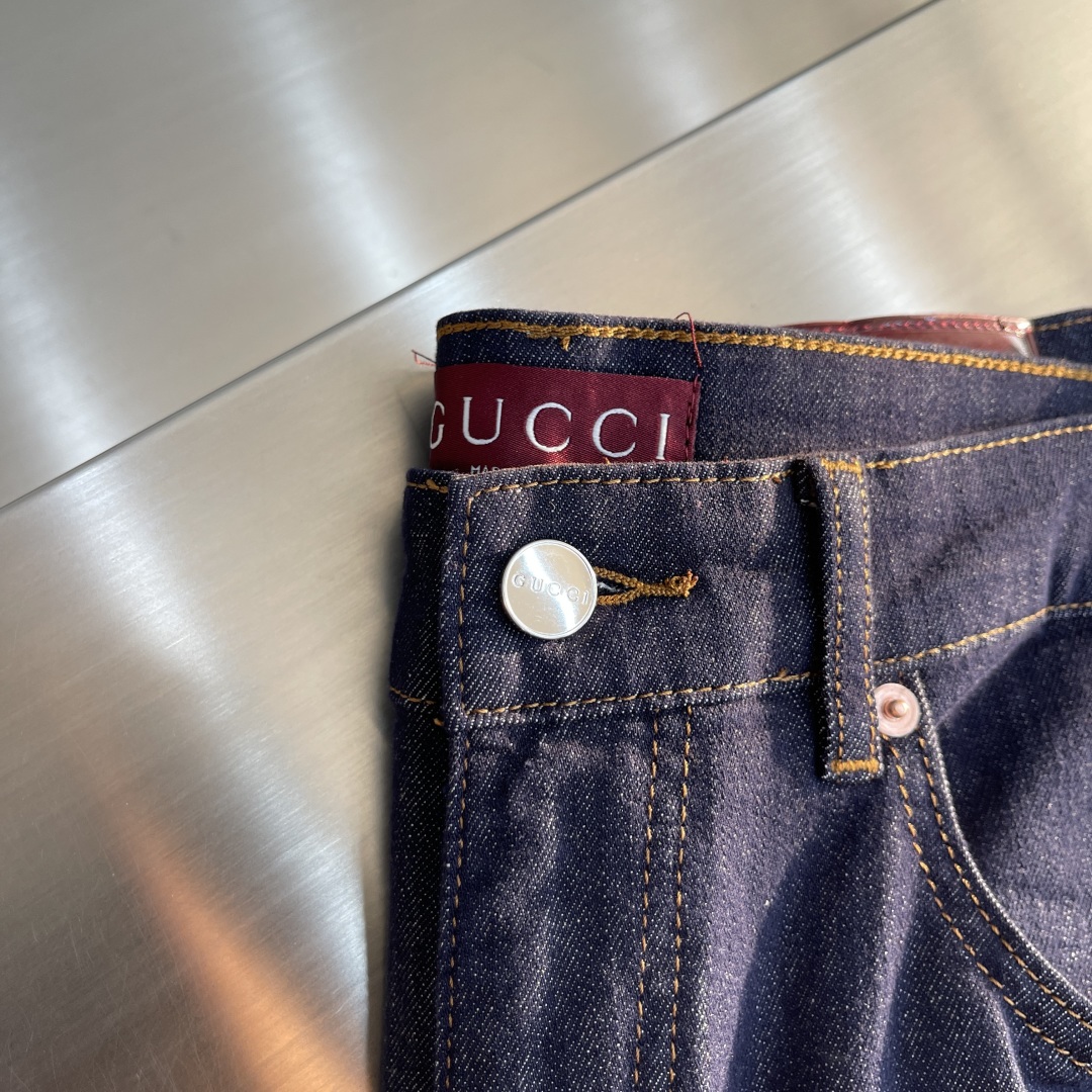 Gucci Men's 2025 Spring/Summer Dark Blue Denim Jeans with GG Pattern 5 cmp i1736845144817 8838 0 2
