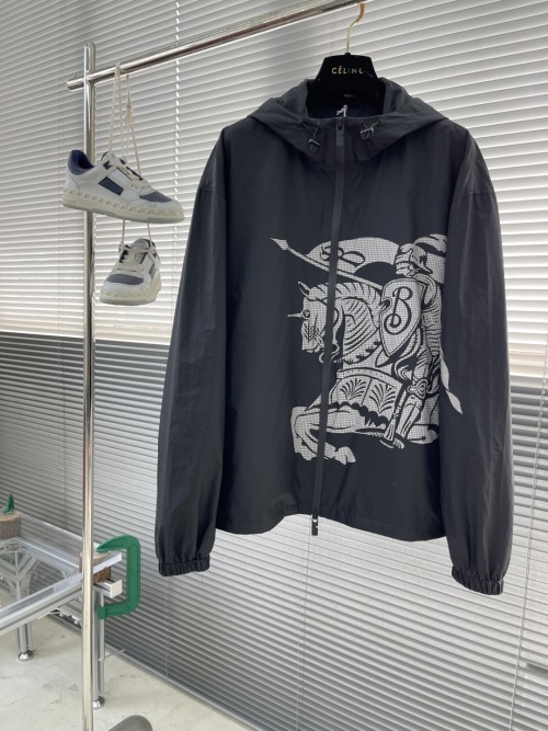 Burberry Equestrian Knight Logo Nylon Windbreaker Jacket - Spring/Summer 1 Burberry Equestrian Knight Logo Nylon Windbreaker Jacket - Spring/Summer