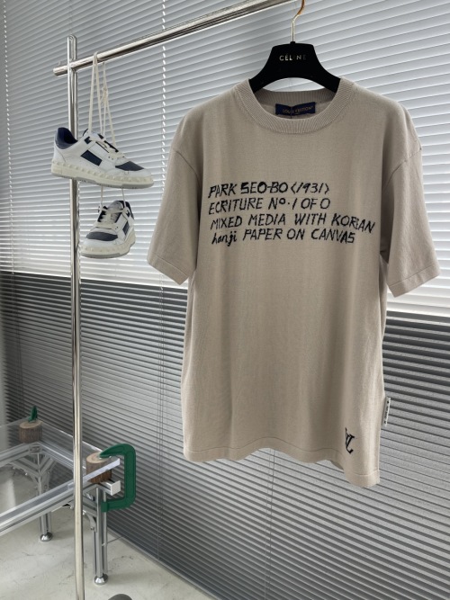 Louis Vuitton 25SS Park Seo Bo Cotton Short Sleeve Tee 1 Louis Vuitton 25SS Park Seo Bo Cotton Short Sleeve Tee