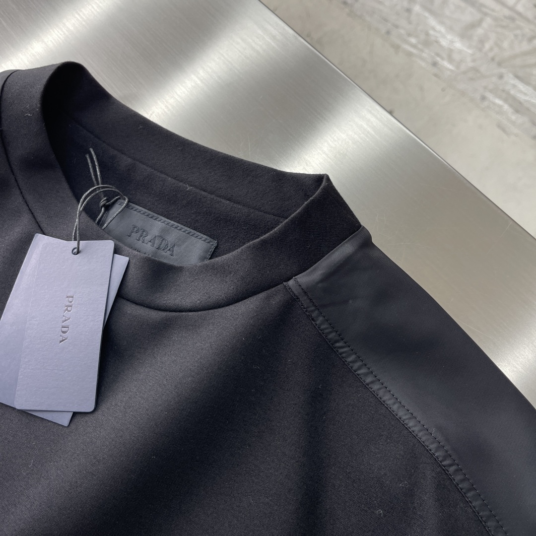 Prada Cotton Fleece and Recycled Nylon Sweatshirt - Comfortable and Stylish 6 cmp i1740391983582 8399 0 2