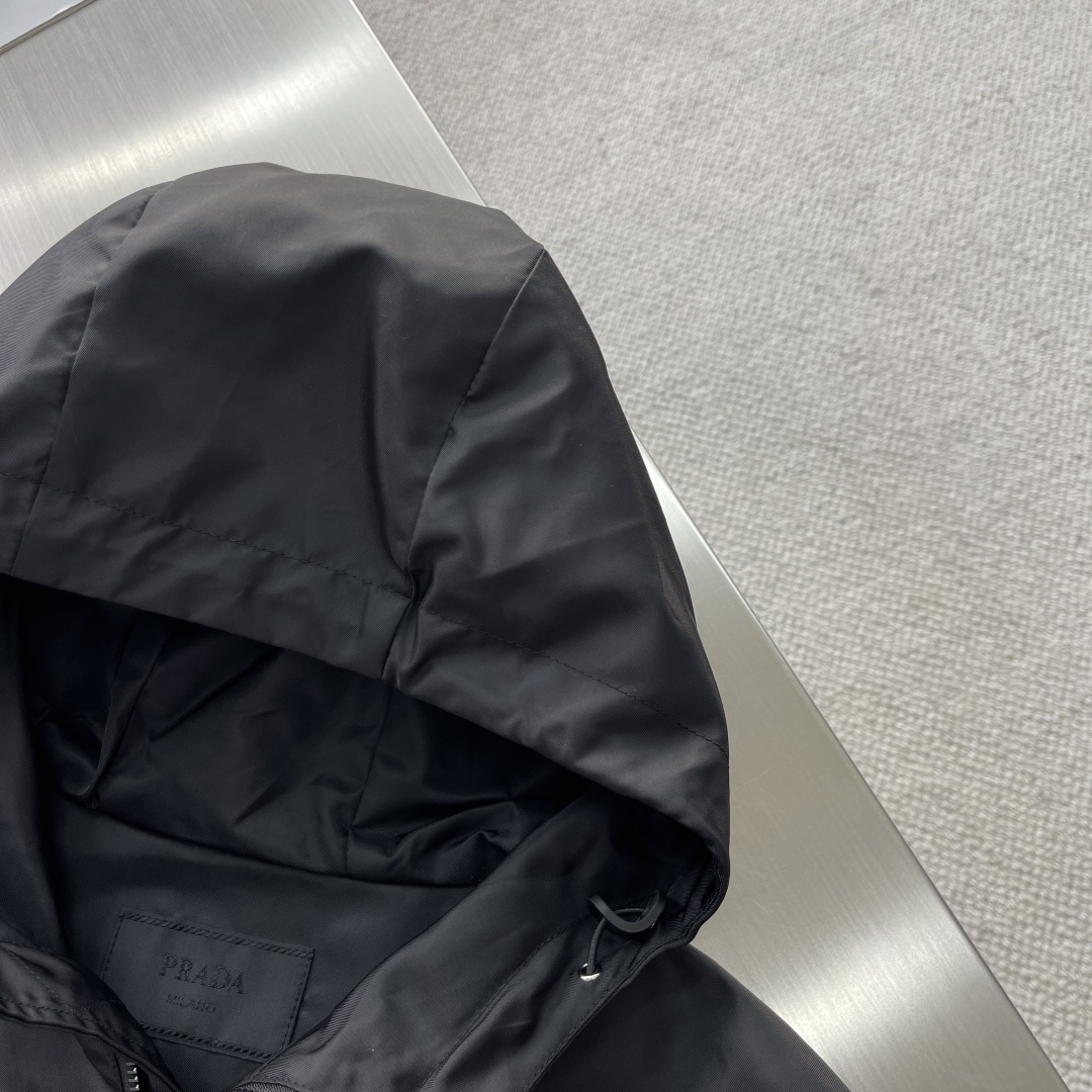 Prada Wool-Blend Nylon Jacket - Modern Style & Comfortable Fit 3 cmp i1740732796567 5719 0 0