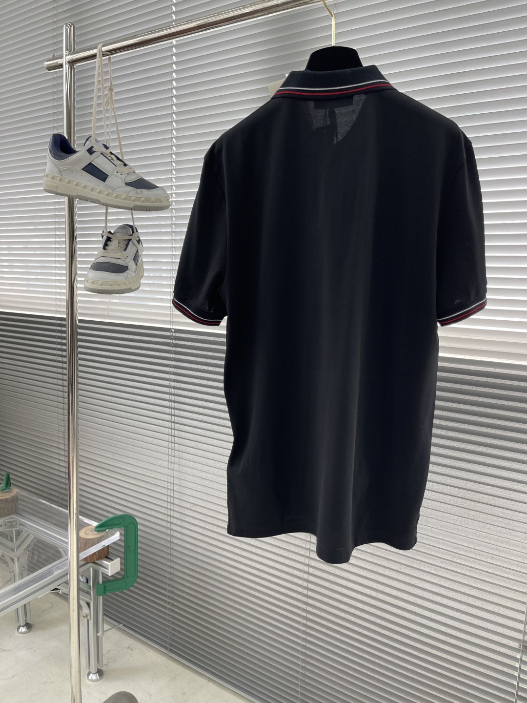 Stone Island Badge Embroidered Black Cotton Linen T-Shirt - Short Sleeve 8 cmp i1740994459910 8158 0 7