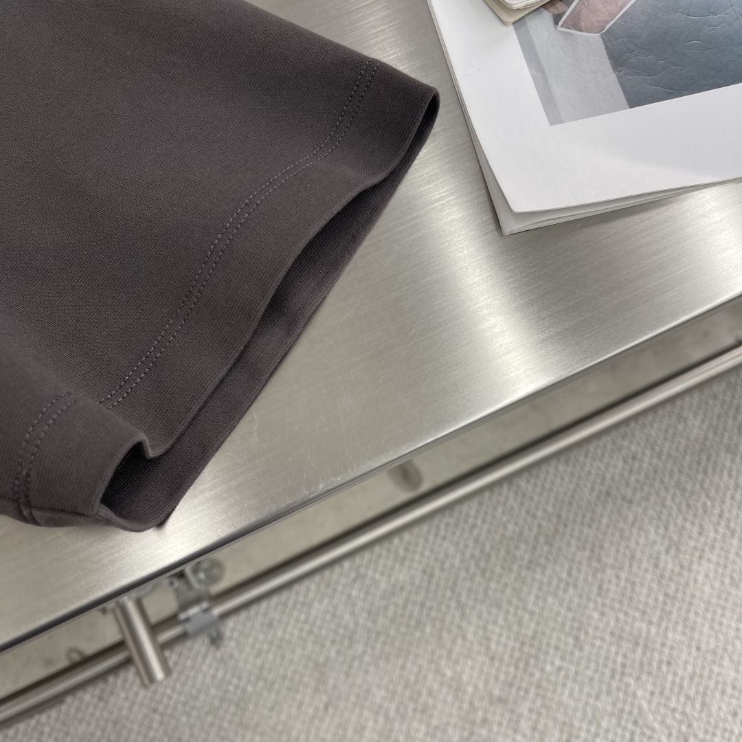 

-驴牌  2025春夏短袖系列

尺码   m-5xL
版型：微阔版型
克重：260克重 潮棉短袖
