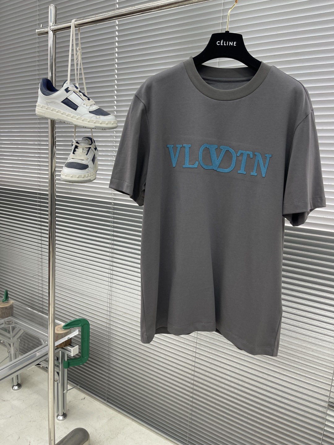 

-VLTN  2025春夏短袖系列

尺码   m-5xL
版型：微阔版型
克重：230克重 潮棉平