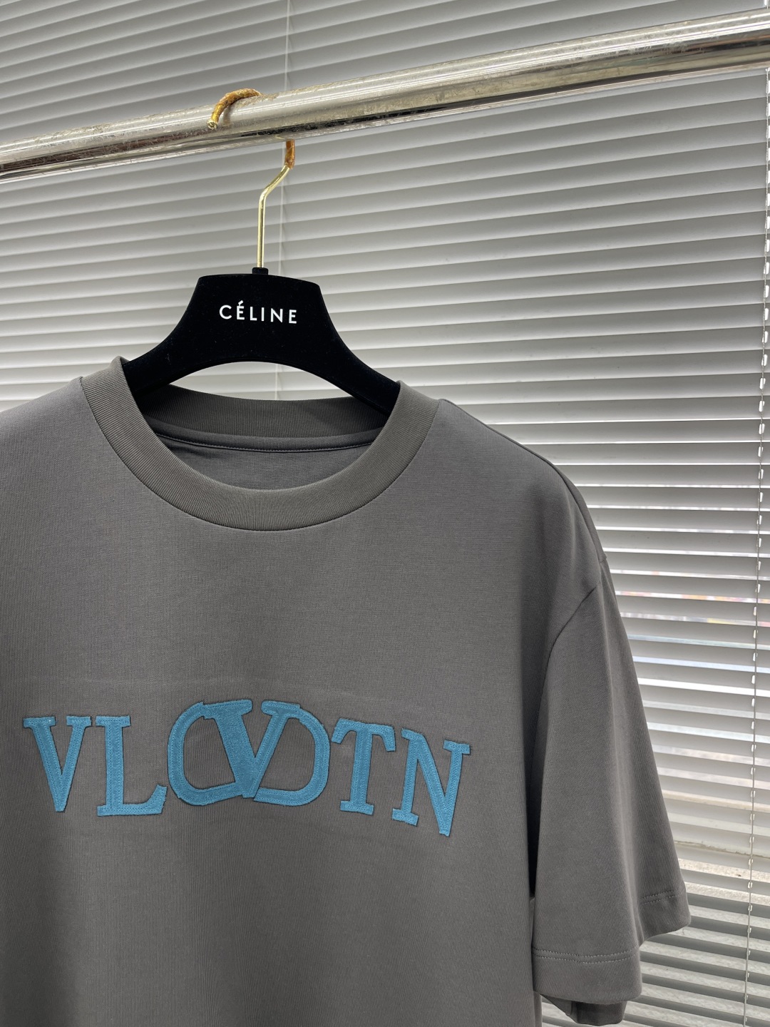 

-VLTN  2025春夏短袖系列

尺码   m-5xL
版型：微阔版型
克重：230克重 潮棉平