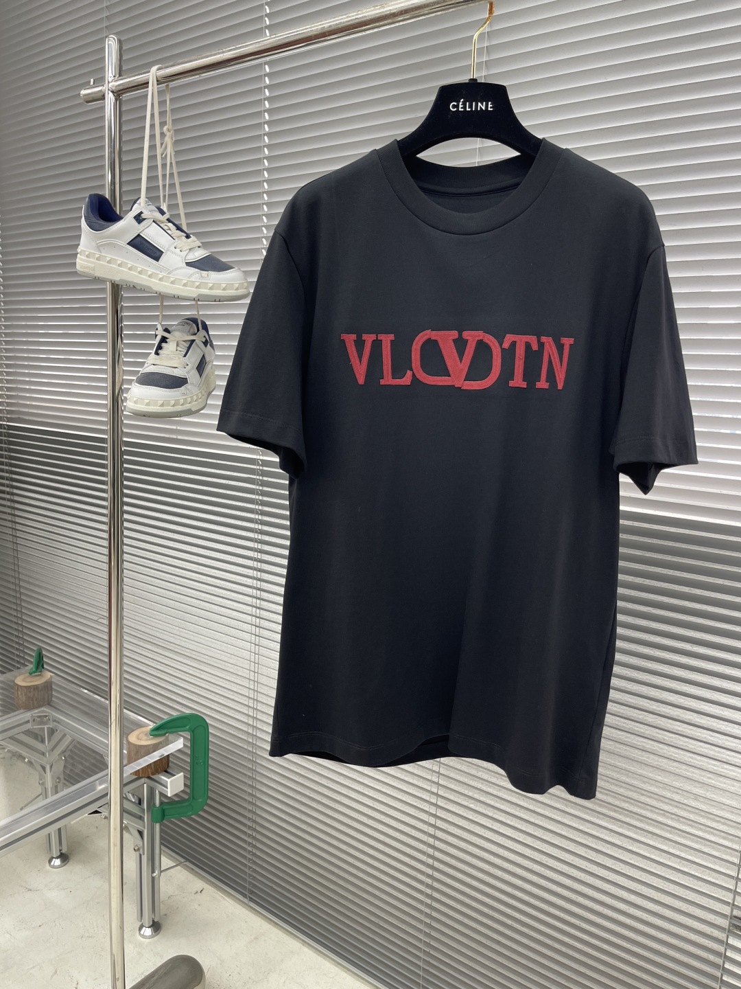 

-VLTN  2025春夏短袖系列

尺码   m-5xL
版型：微阔版型
克重：230克重 潮棉平
