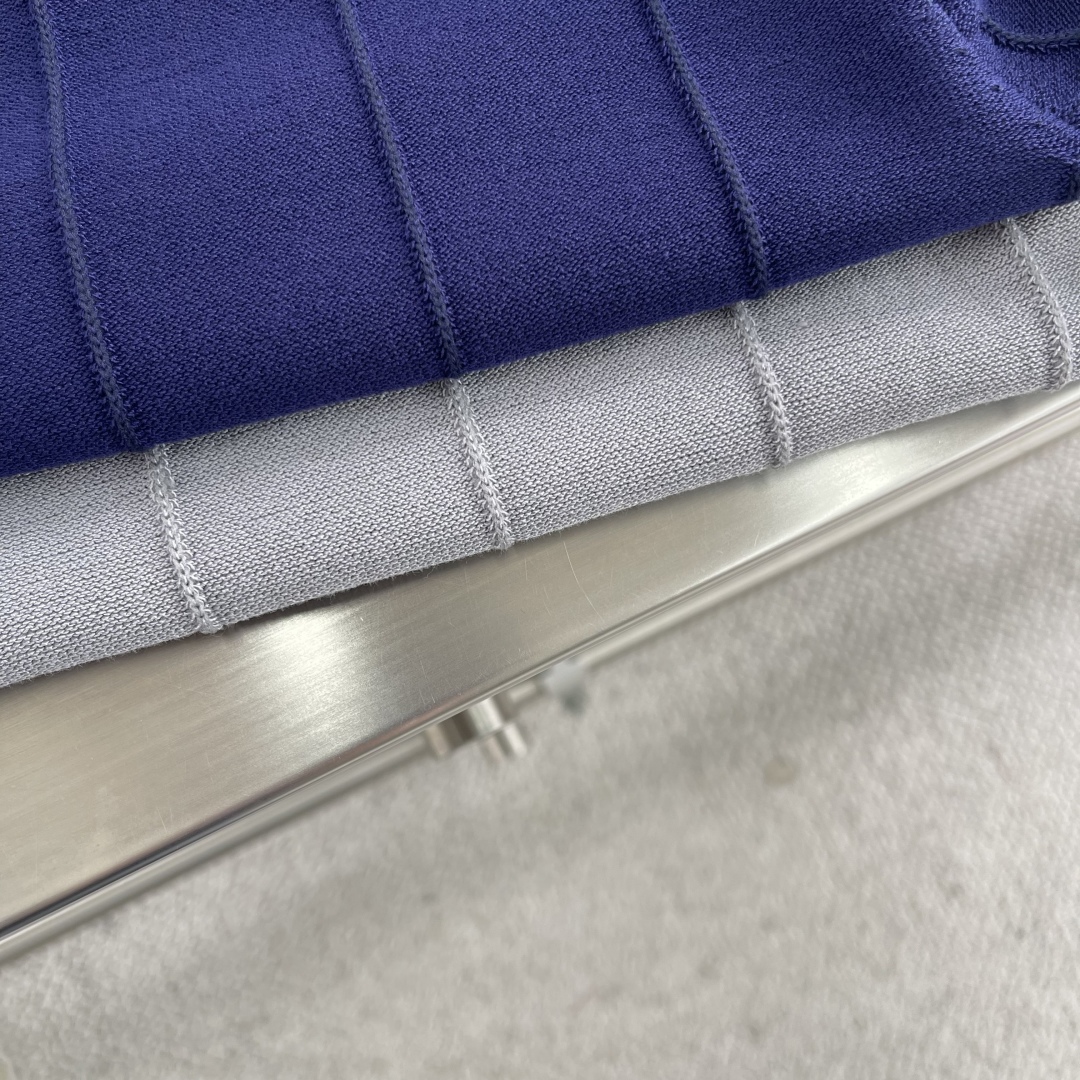 Striped Navy Short Sleeve T-Shirt With Sleeve Stripe Detail - Comfortable Fit 4 cmp i1741950836796 6228 0 5