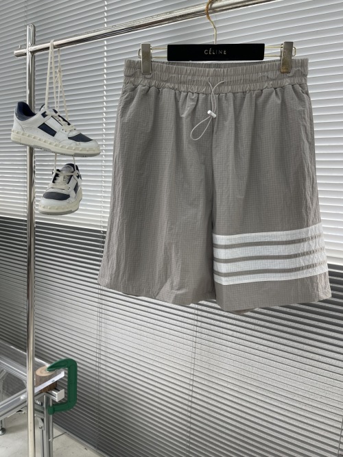 Classic Sun Protection Shorts Set with 4-Bar Design, Lightweight and Breathable 1 Classic Sun Protection Shorts Set with 4-Bar Design, Lightweight and Breathable