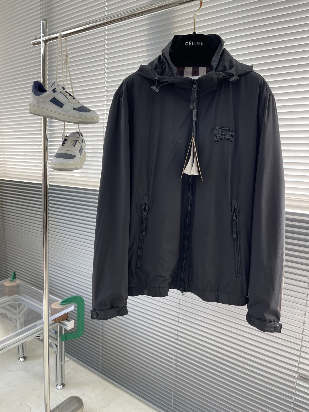

-BBR 25春夏 男装高端梭织/风衣 系列外套 

高端精品系列，男女同款，贸易公司渠道订单，官网