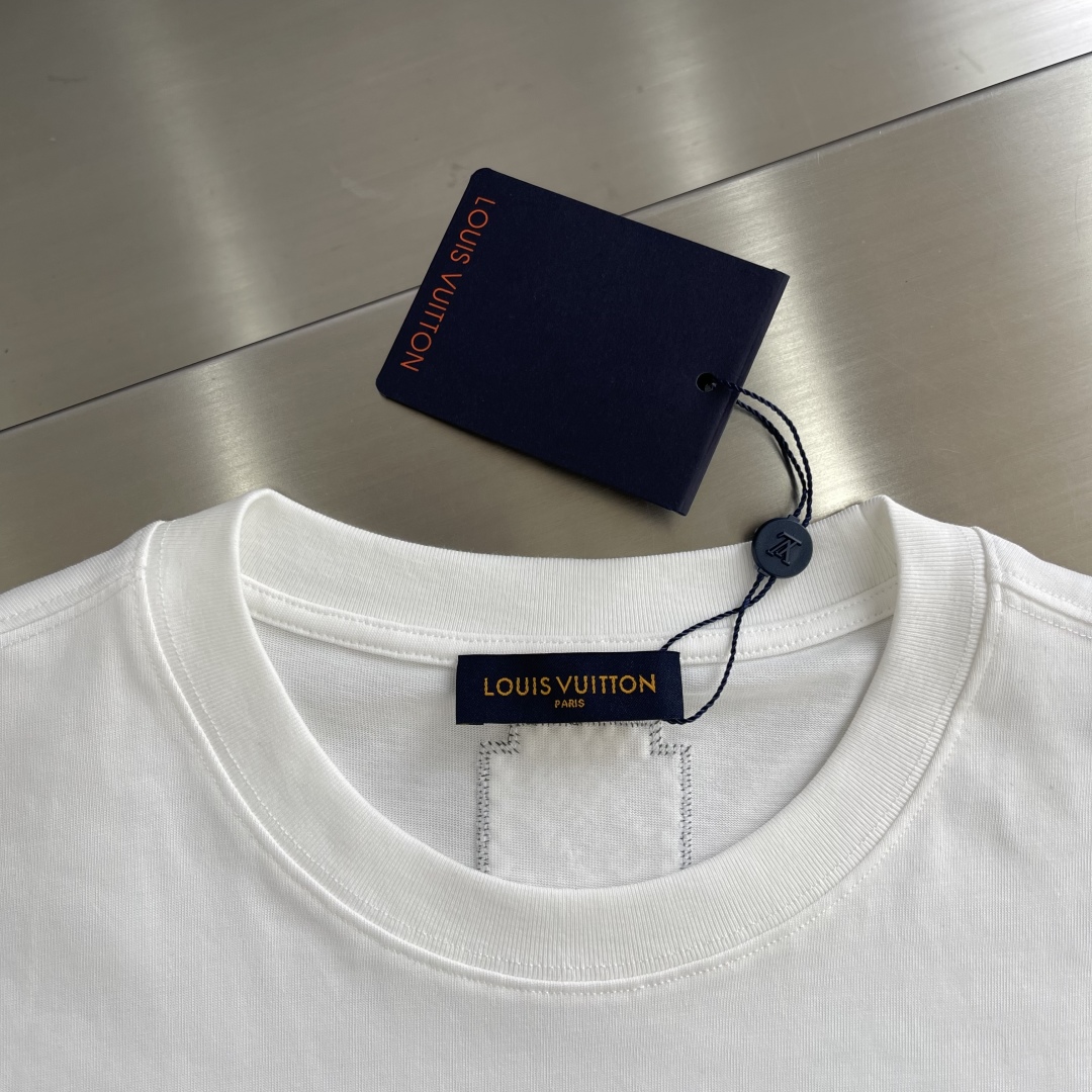 Louis Vuitton Embroidered Crewneck T-Shirt - High Quality, Comfortable Fit 3 cmp i1742120664678 6020 0 0