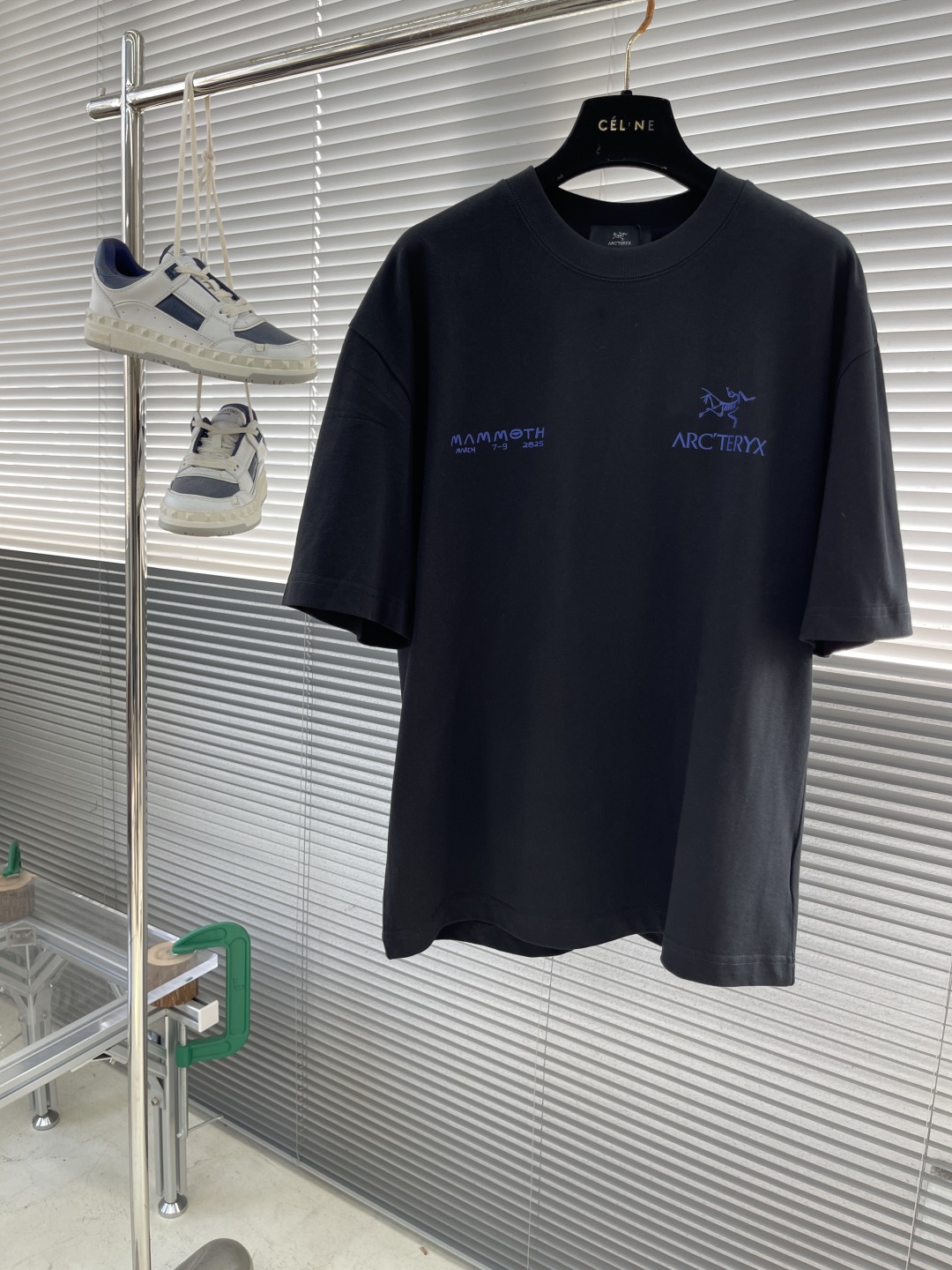 Arc'teryx Men's Black Cotton Short Sleeve T-Shirt With Logo Print 1 cmp i1742123671651 7533 0 5