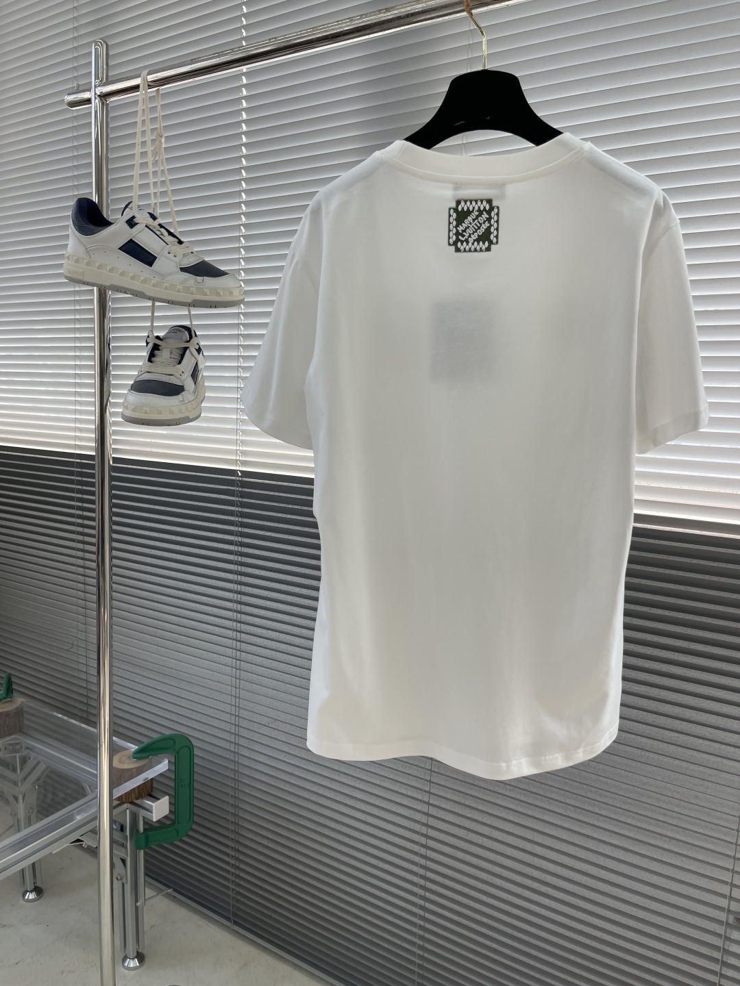 Louis Vuitton Embroidered Crewneck T-Shirt - High Quality, Comfortable Fit 8 cmp i1742124178325 1913 0 7