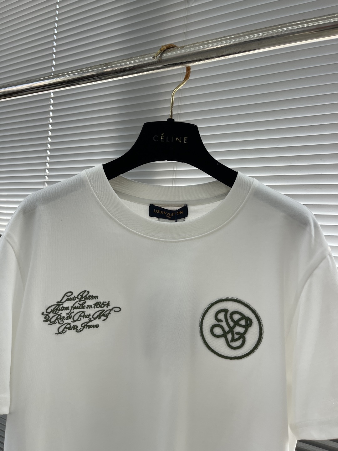 Louis Vuitton Embroidered Crewneck T-Shirt - High Quality, Comfortable Fit 2 cmp i1742124178353 7707 0 6