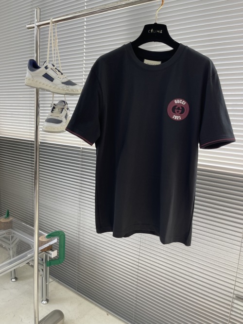 Gucci 25SS Embroidered T-Shirt, Unisex, Comfortable, Soft, and Stylish 1 Gucci 25SS Embroidered T-Shirt, Unisex, Comfortable, Soft, and Stylish