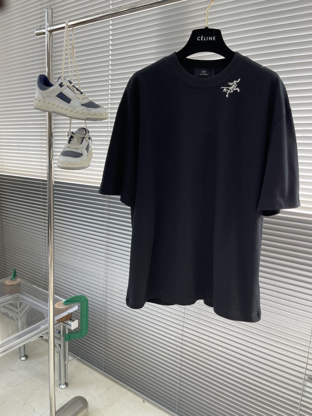 Arc'teryx Round Neck Short Sleeve T-Shirt - Classic Logo Design 1 cmp i1742204367325 1000 0 5