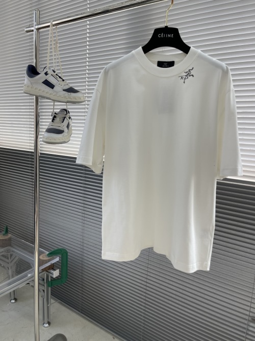 Arc'teryx Round Neck Short Sleeve T-Shirt, Classic Logo Design, Cotton Fabric 1 Arc'teryx Round Neck Short Sleeve T-Shirt, Classic Logo Design, Cotton Fabric