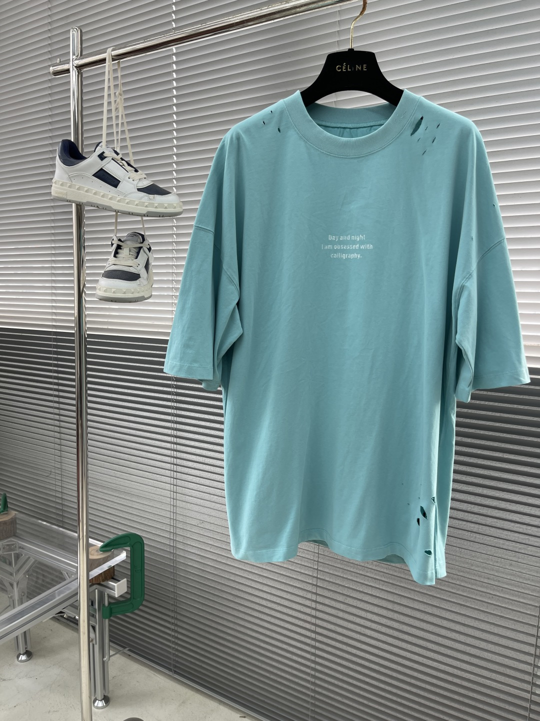 Distressed Graphic Print T-Shirt, Short Sleeve, Crew Neck, Casual Cotton Tee