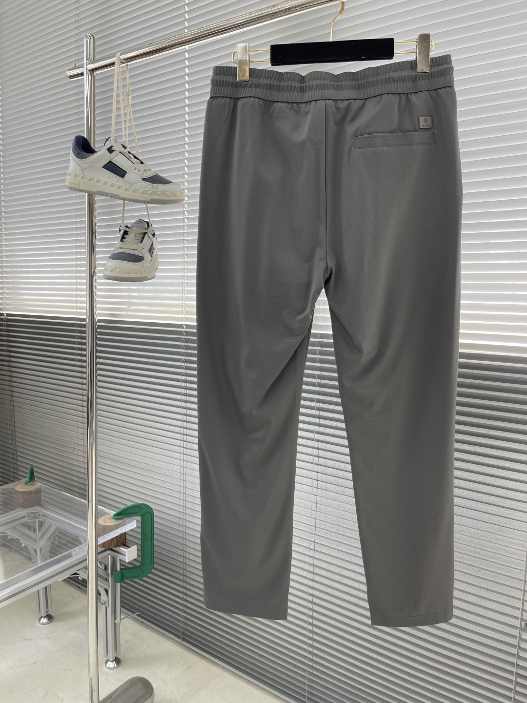 Loro Piana Men's Gray Venice-Inspired Athletic Joggers with Drawstring Waist 8 cmp i1742383412019 8688 0 7