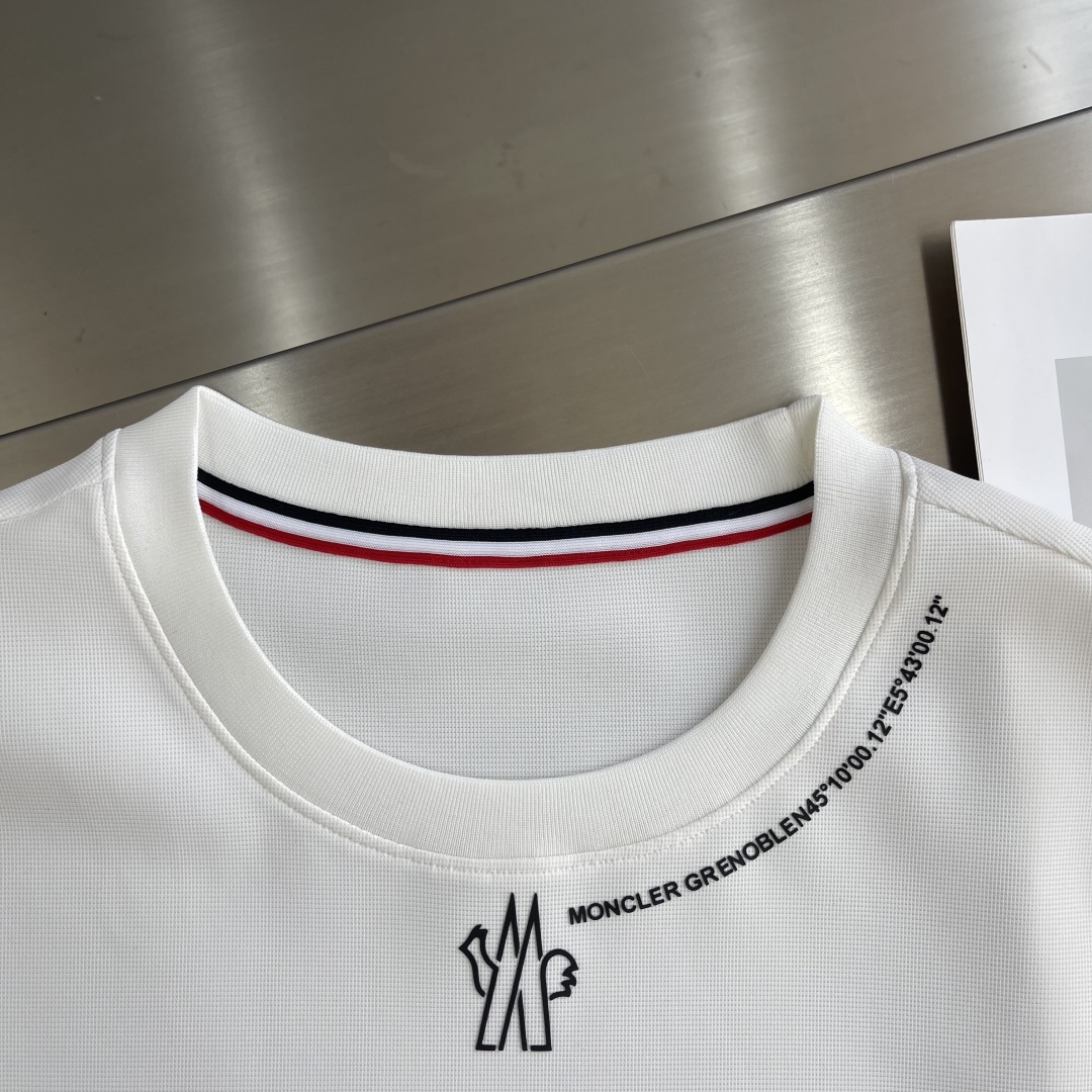 Moncler Men's White Graphic Logo T-Shirt Short Sleeve Summer Tee 3 cmp i1742465562479 8104 0 0