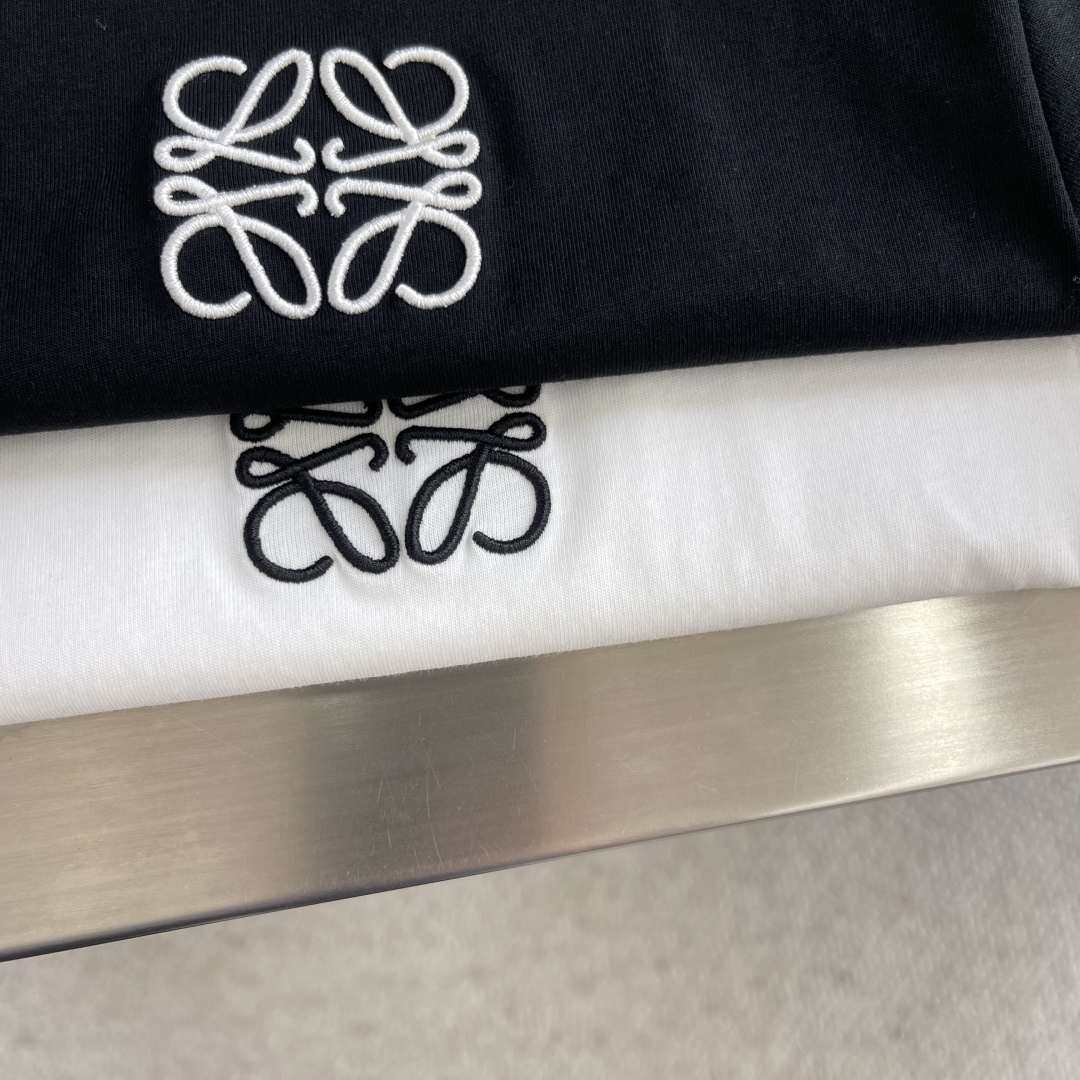 Loewe Embroidered Logo T-Shirt Summer Cotton Unisex Tee 3 cmp i1742466555666 6182 0 1