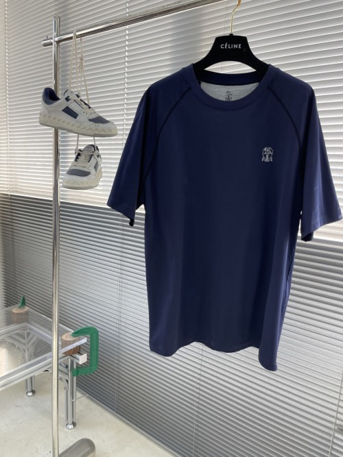Brunello Cucinelli Lightweight Cotton T-Shirt with Contrast Shoulder Detail 1 Brunello Cucinelli Lightweight Cotton T-Shirt with Contrast Shoulder Detail