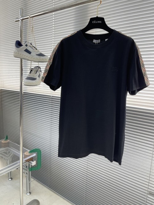 Burberry Men's Black T-Shirt with Checkered Sleeve Stripes 1 Burberry Men's Black T-Shirt with Checkered Sleeve Stripes