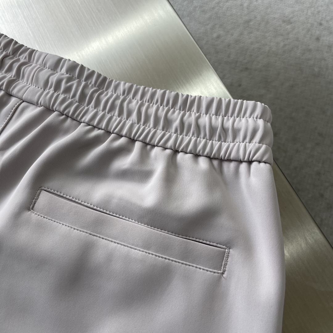Loewe x On Running Men's Four-Way Stretch Drawstring Solid Color Shorts 6 cmp i1742554653799 6694 0 4