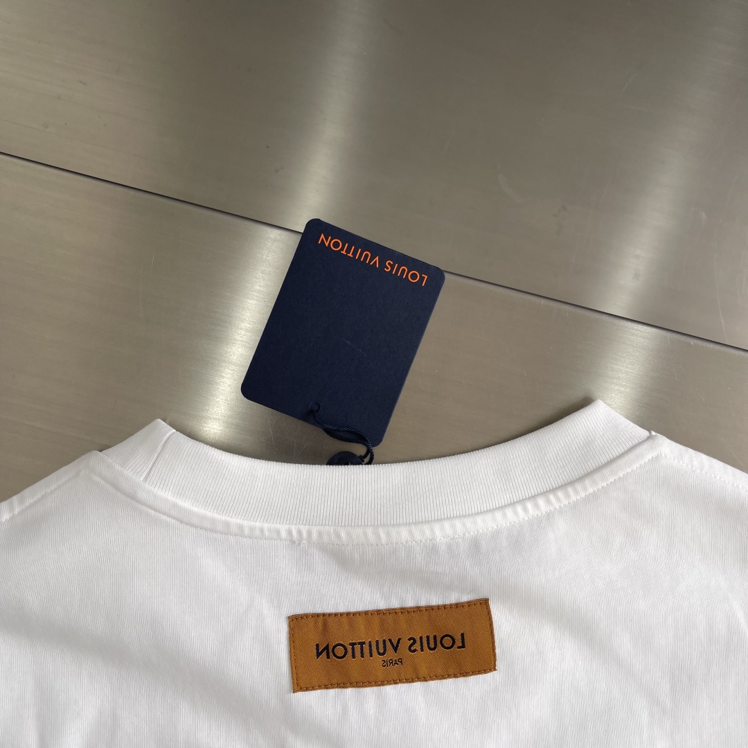Louis Vuitton Men's 25SS Embroidered Logo T-Shirt, Stylish and Comfortable 7 cmp i1742813922806 7887 0 4